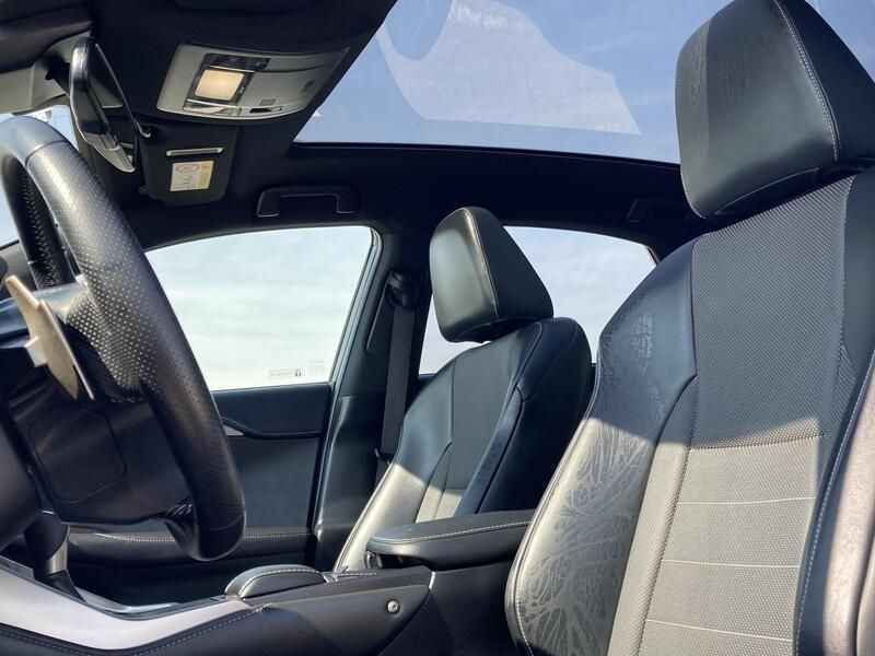 Lexus NX • 2019 • 33,790 km 4