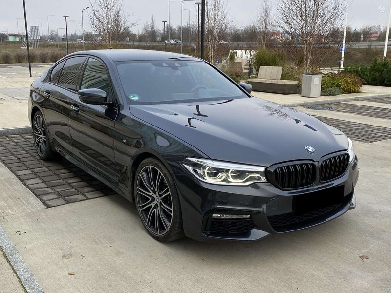 BMW 5 Series • 2017 • 139,000 km 7