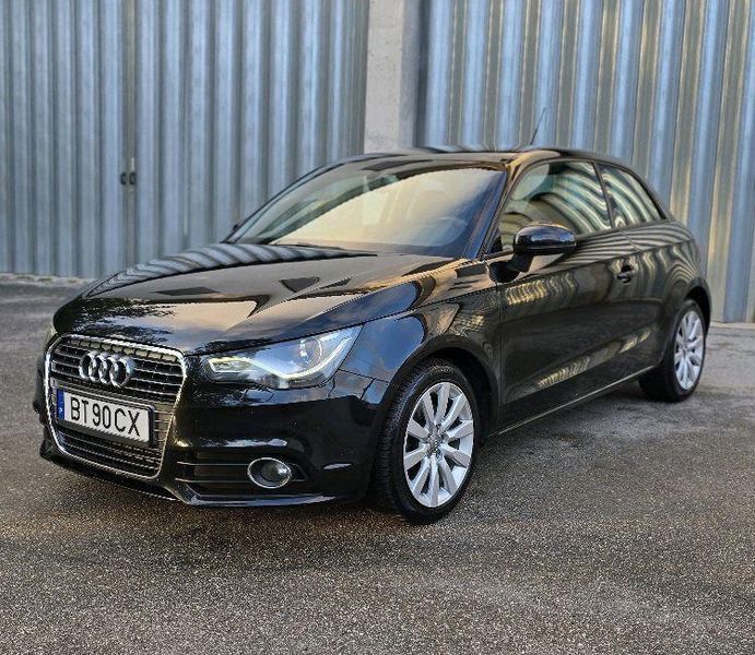 Audi A1 • 2011 • 200,000 km 1