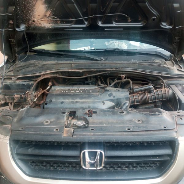 Honda Pilot • 2003 • 128,816 km 5