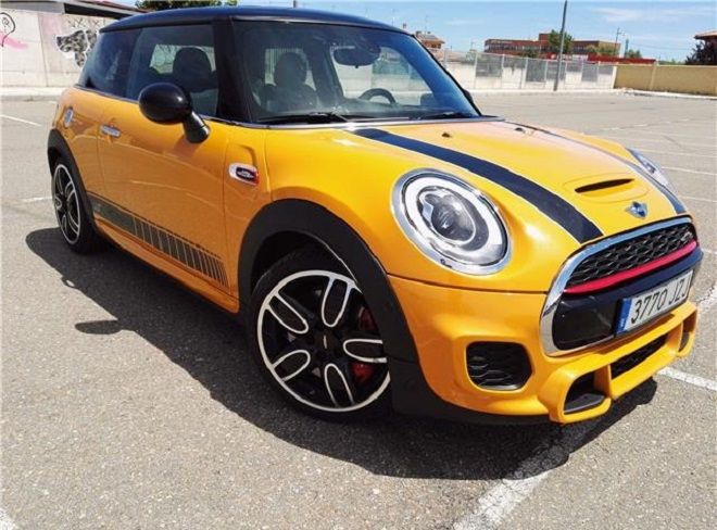 MINI Cooper • 2016 • 81,000 km 3