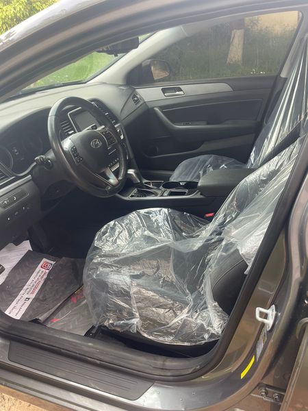 Hyundai Sonata • 2019 • 64,000 km 4