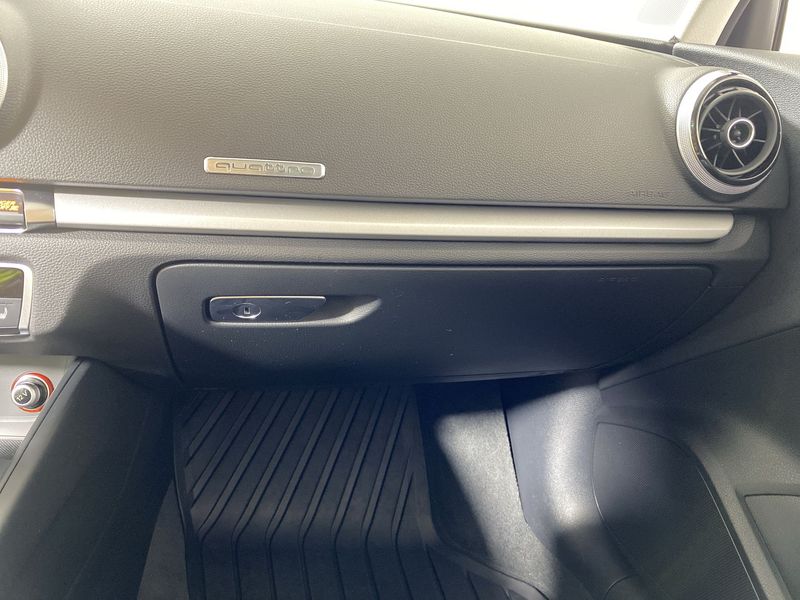 Audi A3 • 2016 • 43,826 km 9
