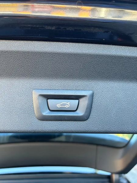 BMW X3 • 2019 • 87,200 km 14