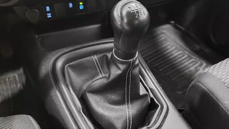 Toyota Hilux • 2022 • 53,912 km 6