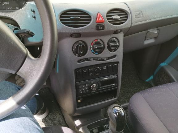 Mercedes-Benz A • 2000 • 183,000 km 4