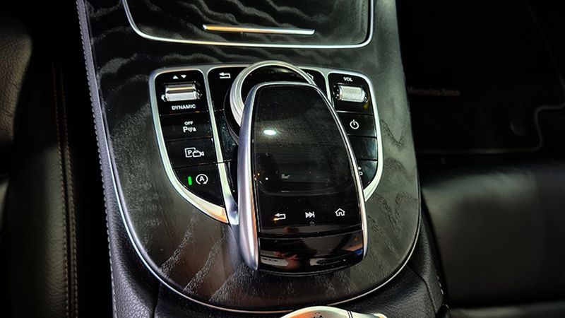 Mercedes-Benz E Cabrio • 2019 • 61,279 km 19