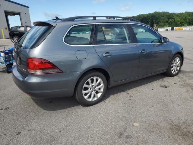 Volkswagen Jetta SportWagen • 2010 • 10,000 mi 6