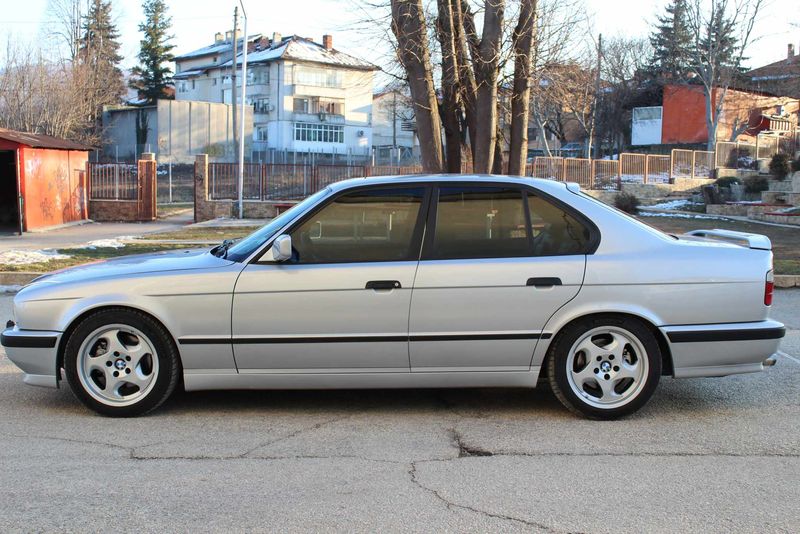 BMW 5 Series • 1991 • 251,000 km 4