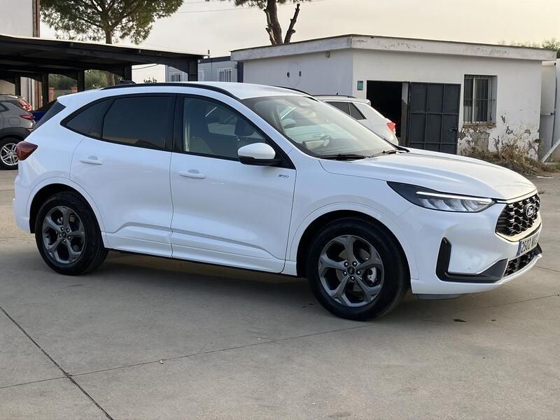 Ford Kuga • 2025 • 6,698 km 7