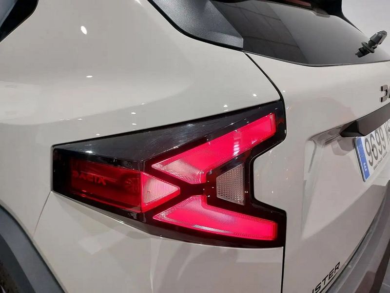 Dacia Duster • 2024 • 12,222 km 3