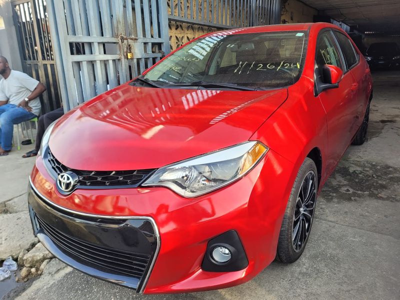 Toyota Corolla • 2023 • 3,000 km 1