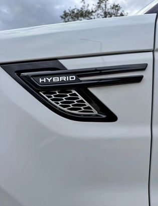 Land Rover Range Rover Sport • 2015 • 92,400 km 3