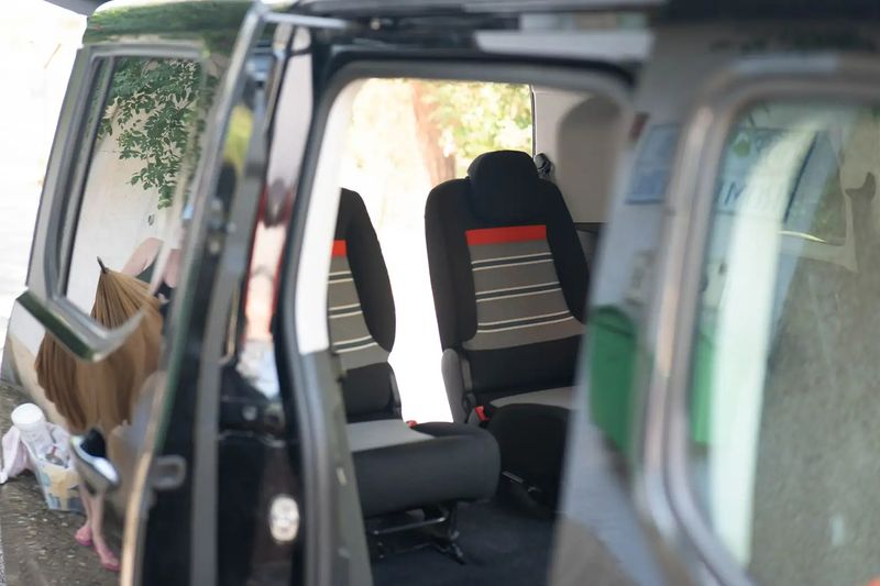 Citroën Berlingo • 2020 • 89,000 km 3