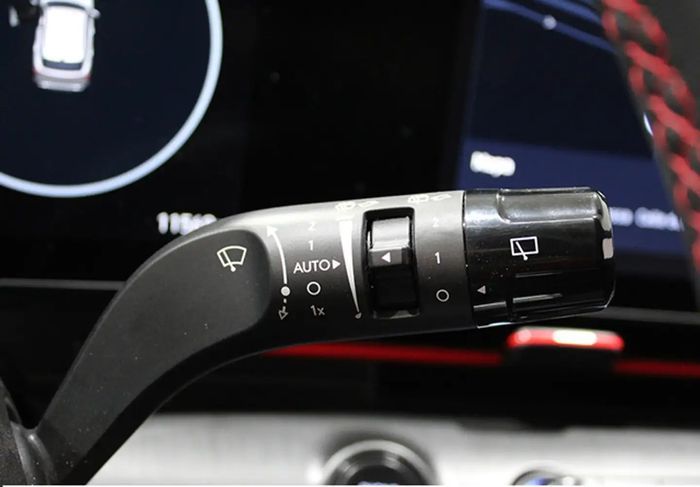 Hyundai Kona • 2023 • 11,400 km 16