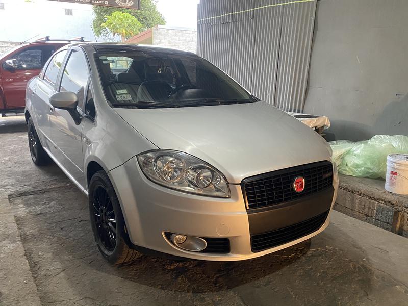 Fiat Linea • 2012 • 118,000 km 1