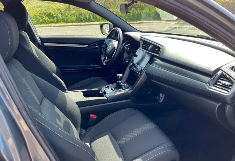 Honda Civic • 2018 • 107,700 km 2