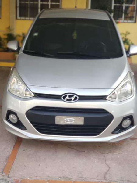 Hyundai i10 • 2016 • 0 km 24