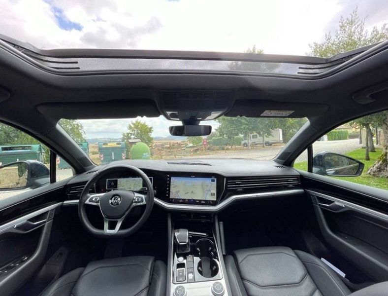 Volkswagen Touareg • 2019 • 81,000 km 8