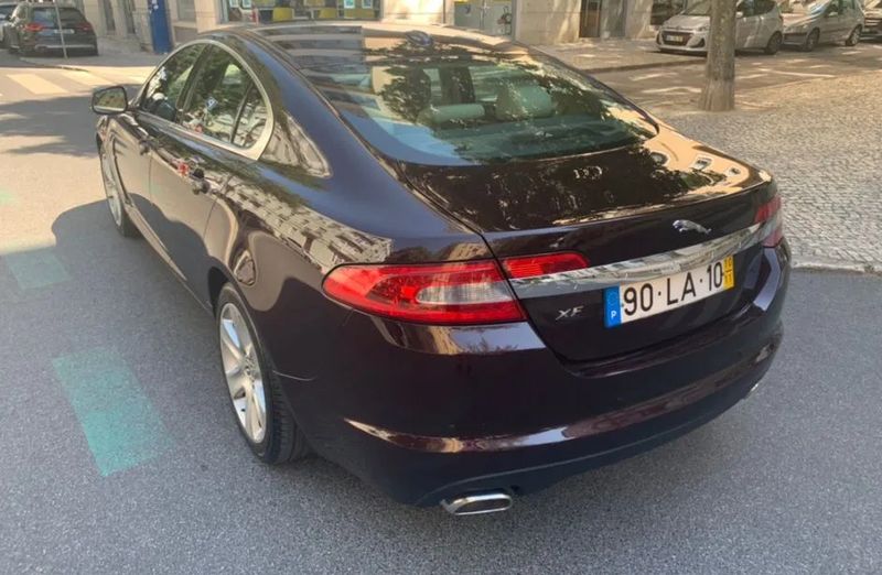 Jaguar XF • 2010 • 123,000 km 2