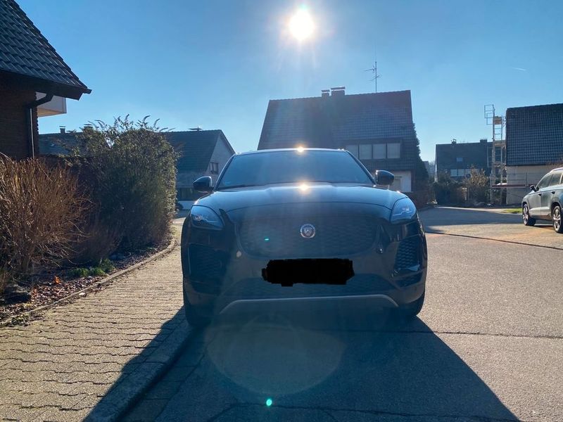 Jaguar E-PACE • 2019 • 65,000 km 9