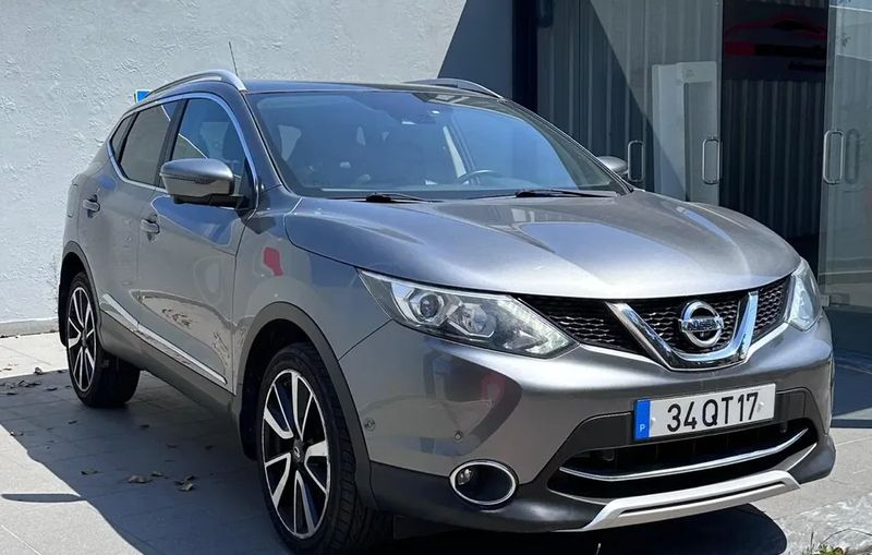 Nissan Qashqai • 2016 • 92,495 km 2