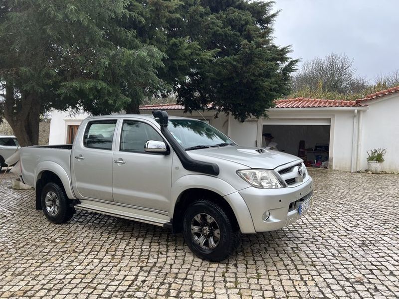 Toyota Hilux • 2008 • 220,000 km 1