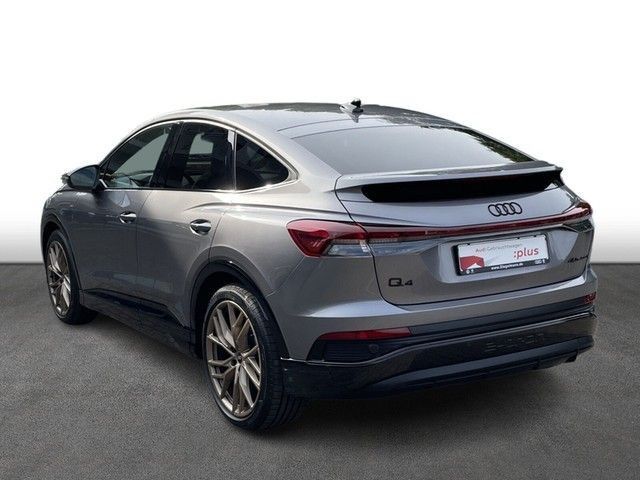 Audi Q3 • 2021 • 22,100 km 2