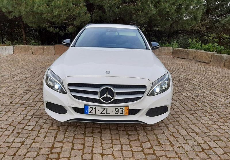 Mercedes-Benz C • 2015 • 139,999 km 1