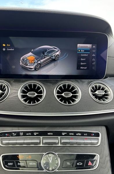 Mercedes-Benz E Coupé • 2017 • 54,000 km 14