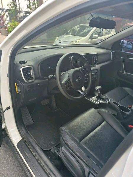 Kia Sportage • 2022 • 3,000 km 3