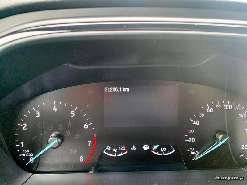 Ford Focus • 2019 • 30,000 km 4