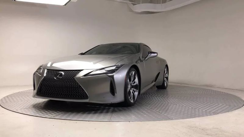 Lexus LC • 2020 • 20,700 km 2