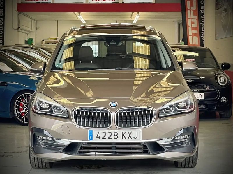 BMW 2 Series • 2019 • 90,000 km 3