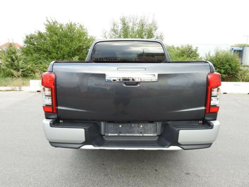 Mitsubishi L200 • 2020 • 70,990 km 13