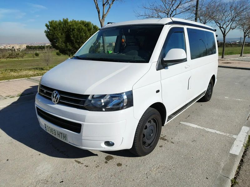 Volkswagen California • 2013 • 148,000 km 1