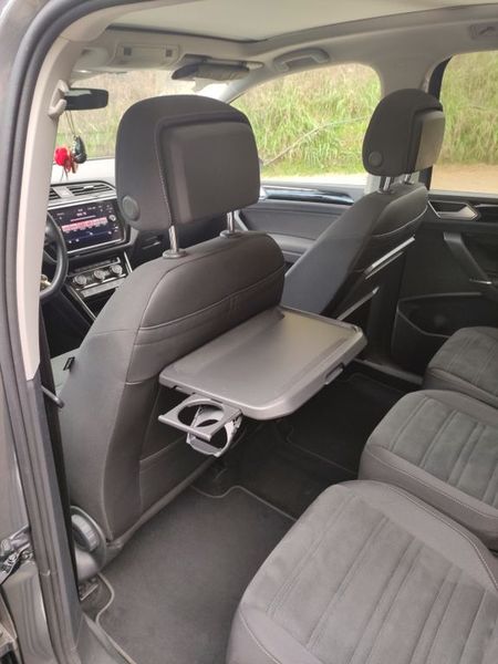 Volkswagen Touran • 2018 • 104,000 km 6
