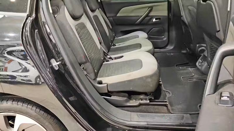 Citroën C4 Grand Picasso • 2016 • 135,133 km 18