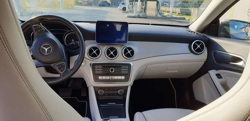 Mercedes-Benz CLA • 2017 • 129,000 km 7