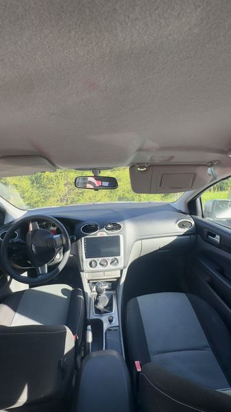Ford Focus • 2009 • 175,000 km 5