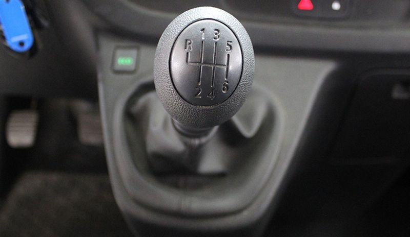 Opel Vivaro • 2019 • 69,417 km 5