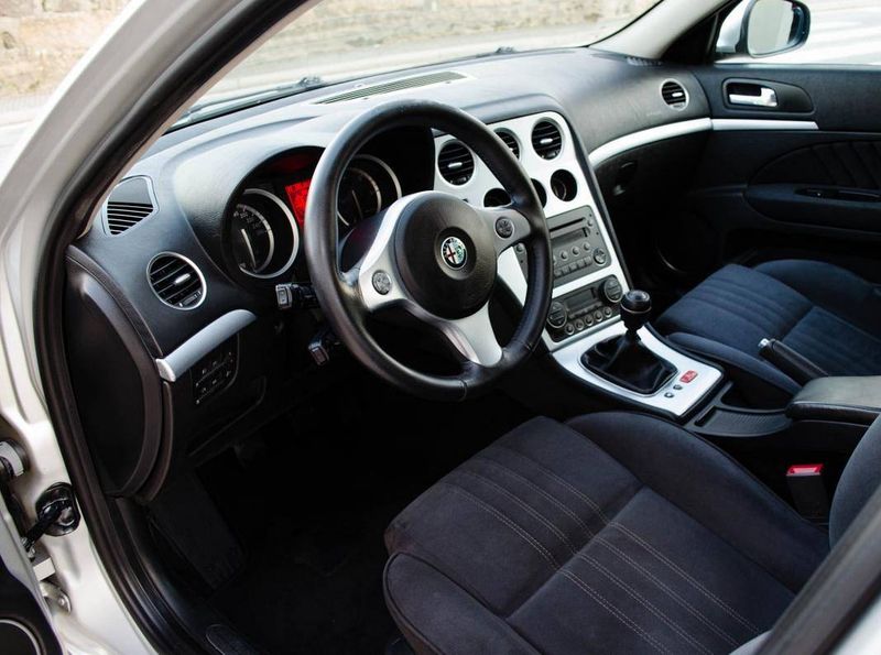 Alfa Romeo 159 • 2006 • 170,000 km 3