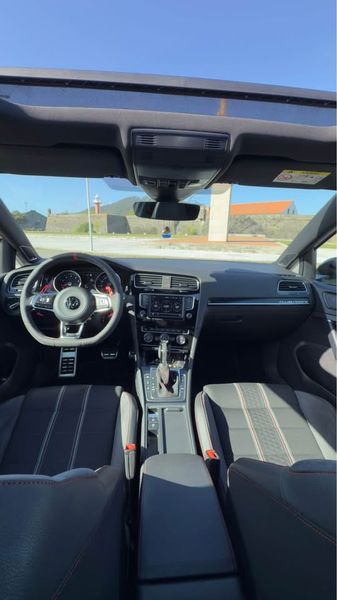 Volkswagen Golf • 2021 • 87,000 km 6