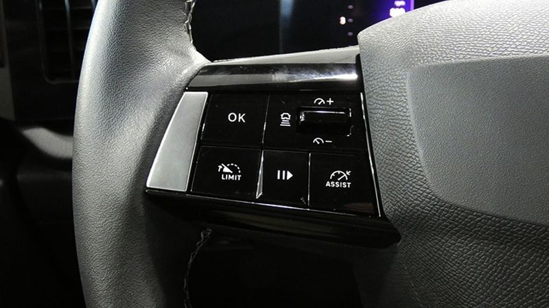 Opel Astra • 2023 • 29,710 km 18