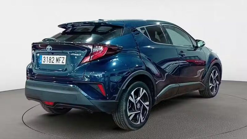 Toyota C-HR • 2023 • 68,845 km 3
