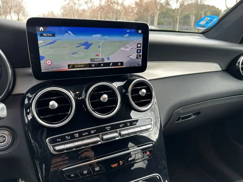 Mercedes-Benz GLC-Class • 2022 • 45,000 km 7