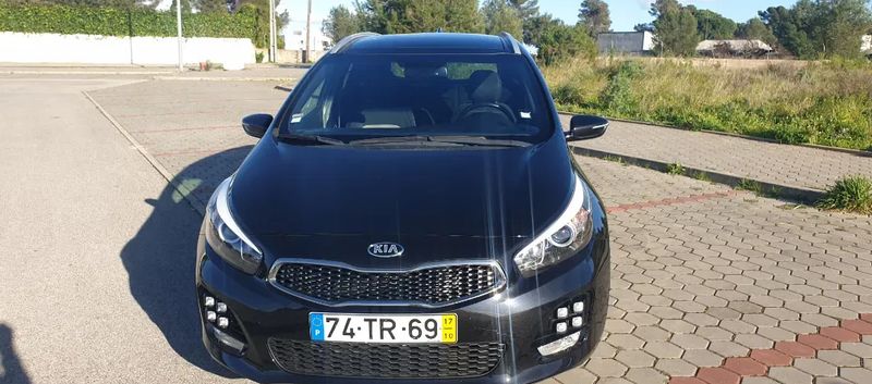 Kia Cee`d SW • 2017 • 125,450 km 1