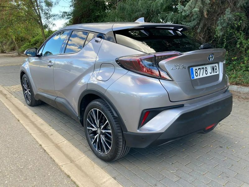 Toyota C-HR • 2017 • 56,500 km 12
