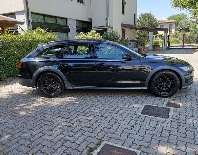 Audi A6 Allroad • 2015 • 171,000 km 3