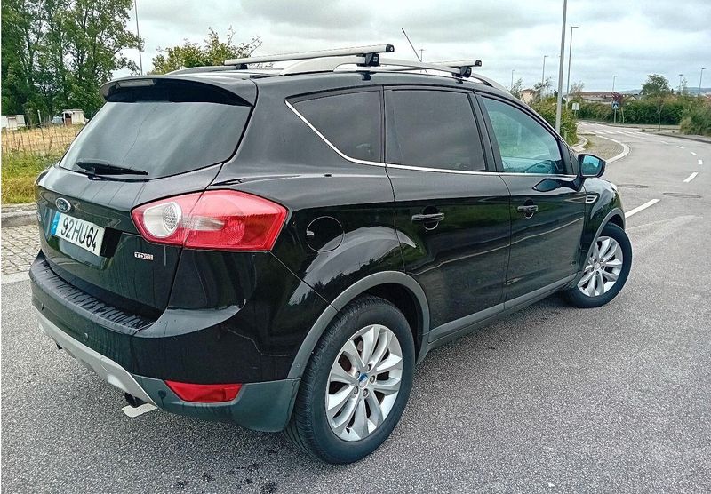 Ford Flex • 2010 • 170,000 km 2